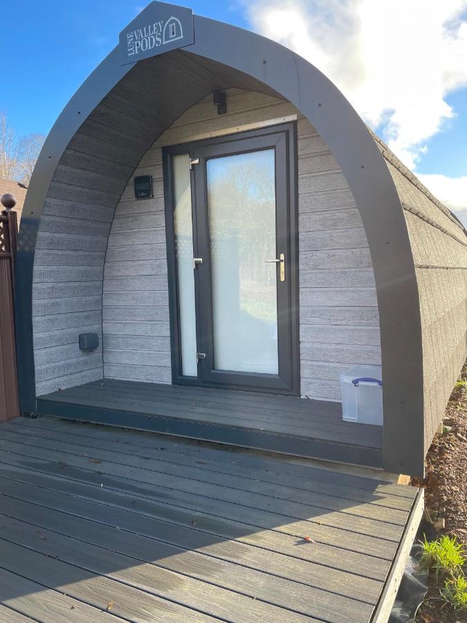 דירות מילנגאבי Glamping Pods מראה חיצוני תמונה