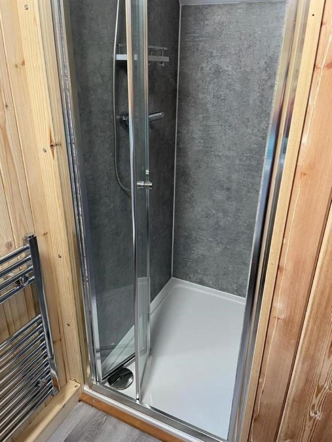 דירות מילנגאבי Glamping Pods מראה חיצוני תמונה