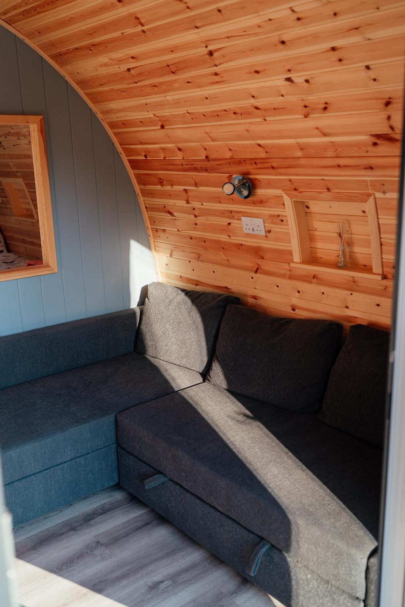 דירות מילנגאבי Glamping Pods מראה חיצוני תמונה